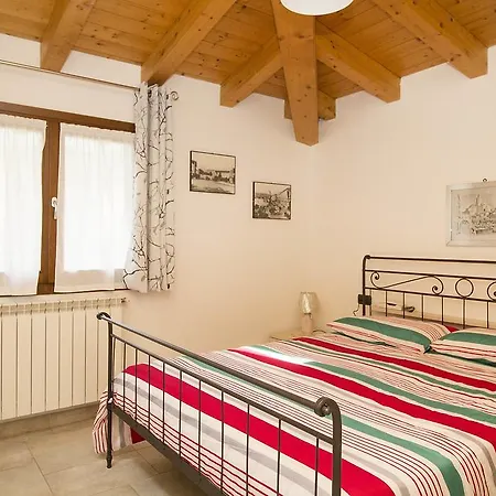 Veranda House
